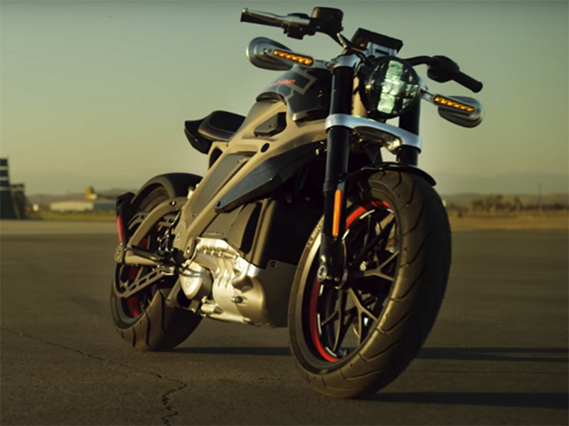 اضغط لمشاهدة الفيديو: هارلي ديفدسون تطلق دراجتها الكهربائية!